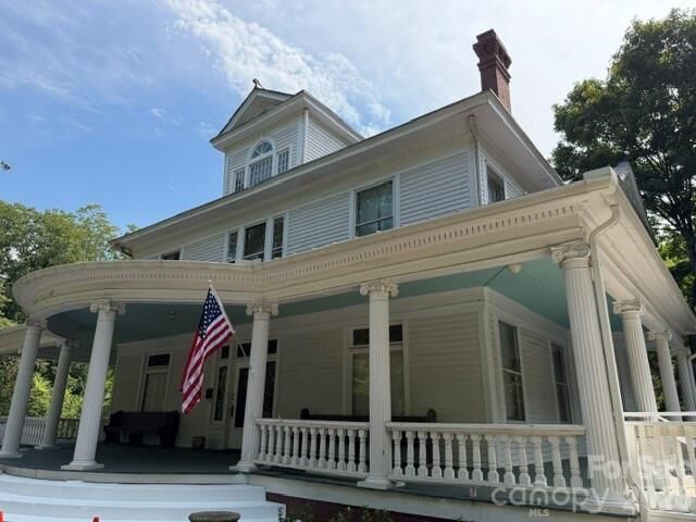 Property Photo:  810 E Franklin Street  NC 28112 