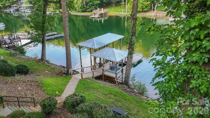 Property Photo: 19007 Kailua Circle SC 29708