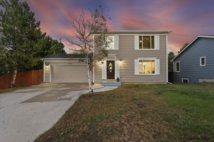 Property Photo:  5225 Sunset Dr  WY 82009 