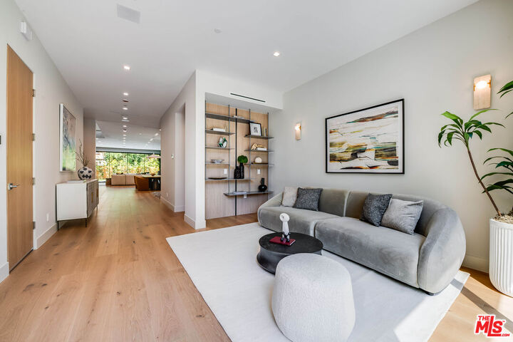 Property Photo:  3831 Mound View Ave  CA 91604 
