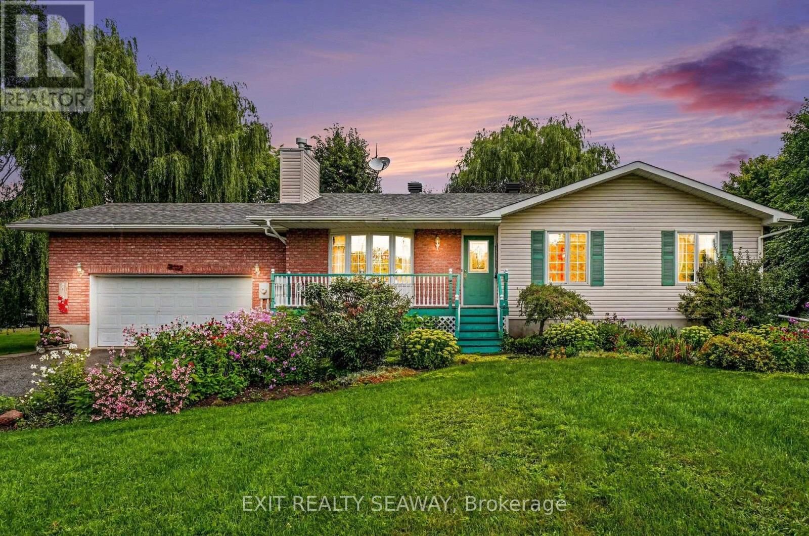 Property Photo:  4557 Carman Road  ON K0C 1C0 