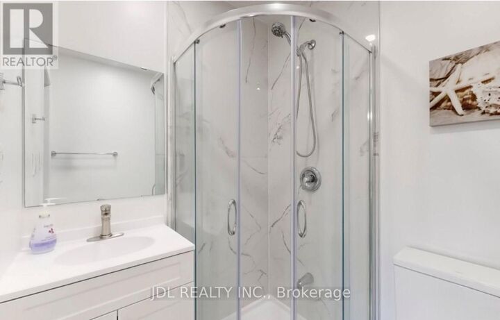 Property Photo:  37 Warfield Dr Drive  ON M2J 3S4 