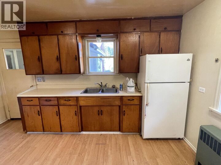 Property Photo: 4001 Thomas Street BC V8G 5N3