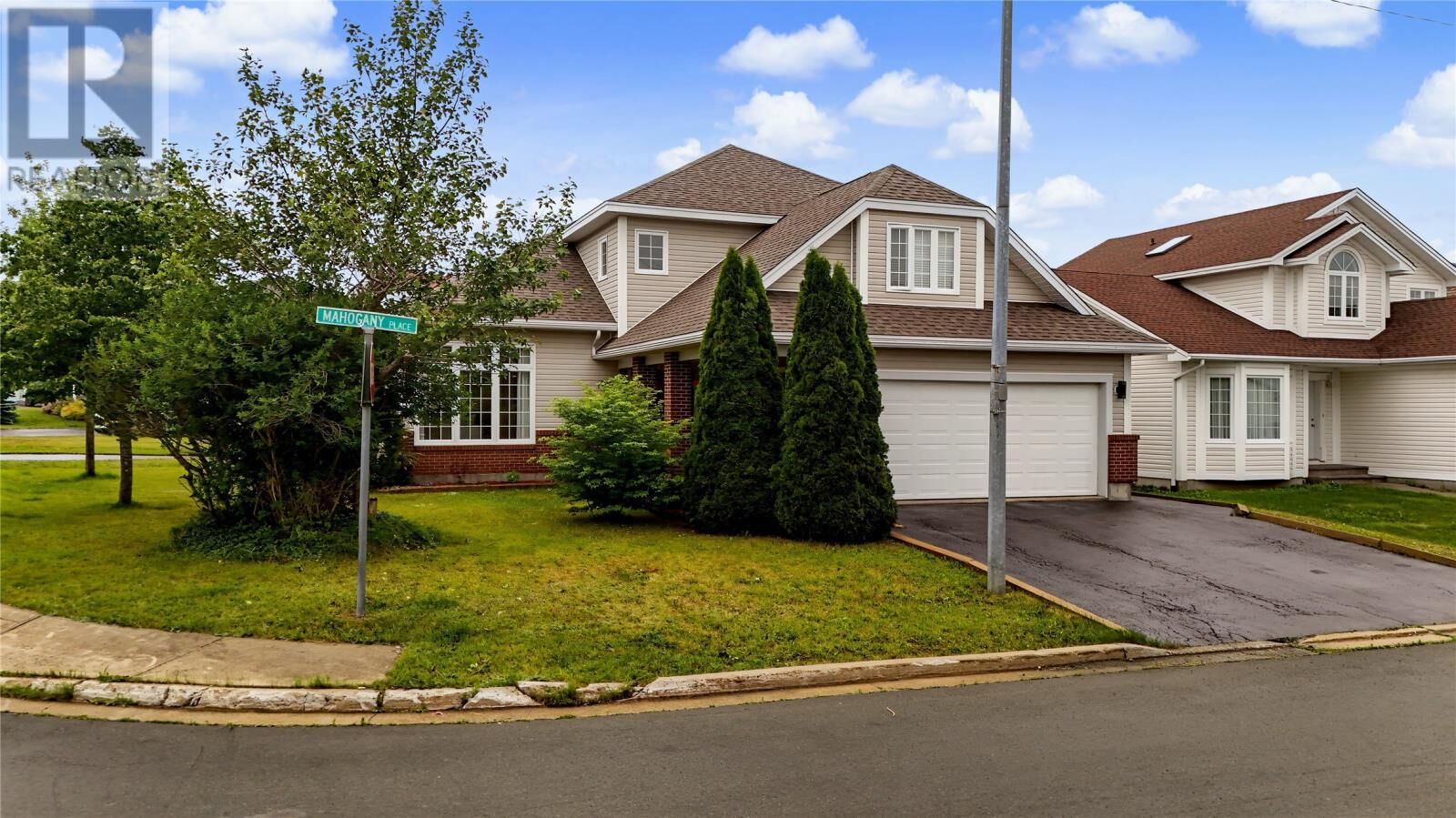 Property Photo: 27 Mahogany Place NL A1H 1A3