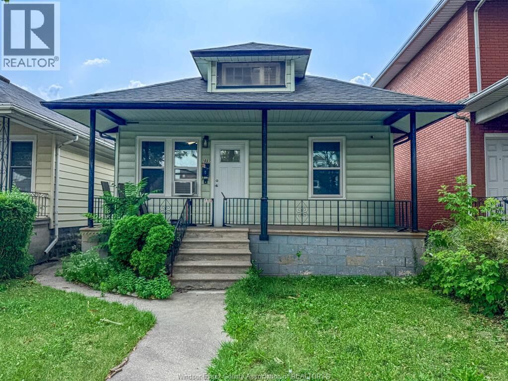 Property Photo: 1037 Howard Avenue ON N9A 1S6