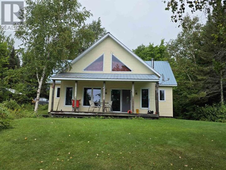 Property Photo: 5377 Ellwood Blvd ON P0R 1G0