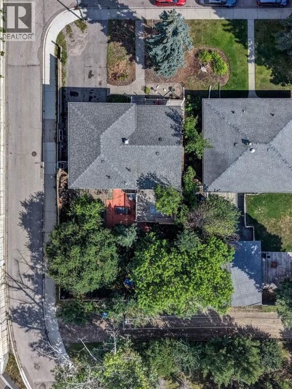 Property Photo: 1615 23 Street Northwest AB T2N 2P6