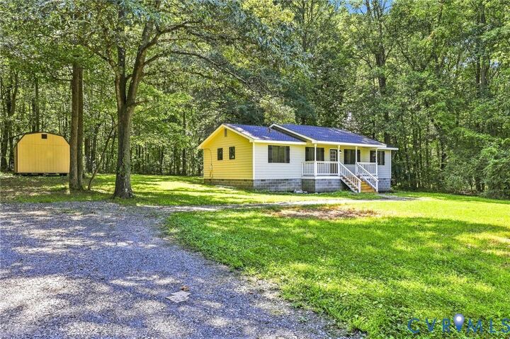 Property Photo: 85 Columbia Road VA 23027