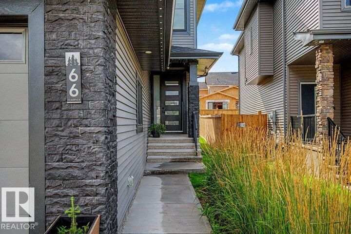 Property Photo:  66 Fenwyck Boulevard  AB T7X 3G5 