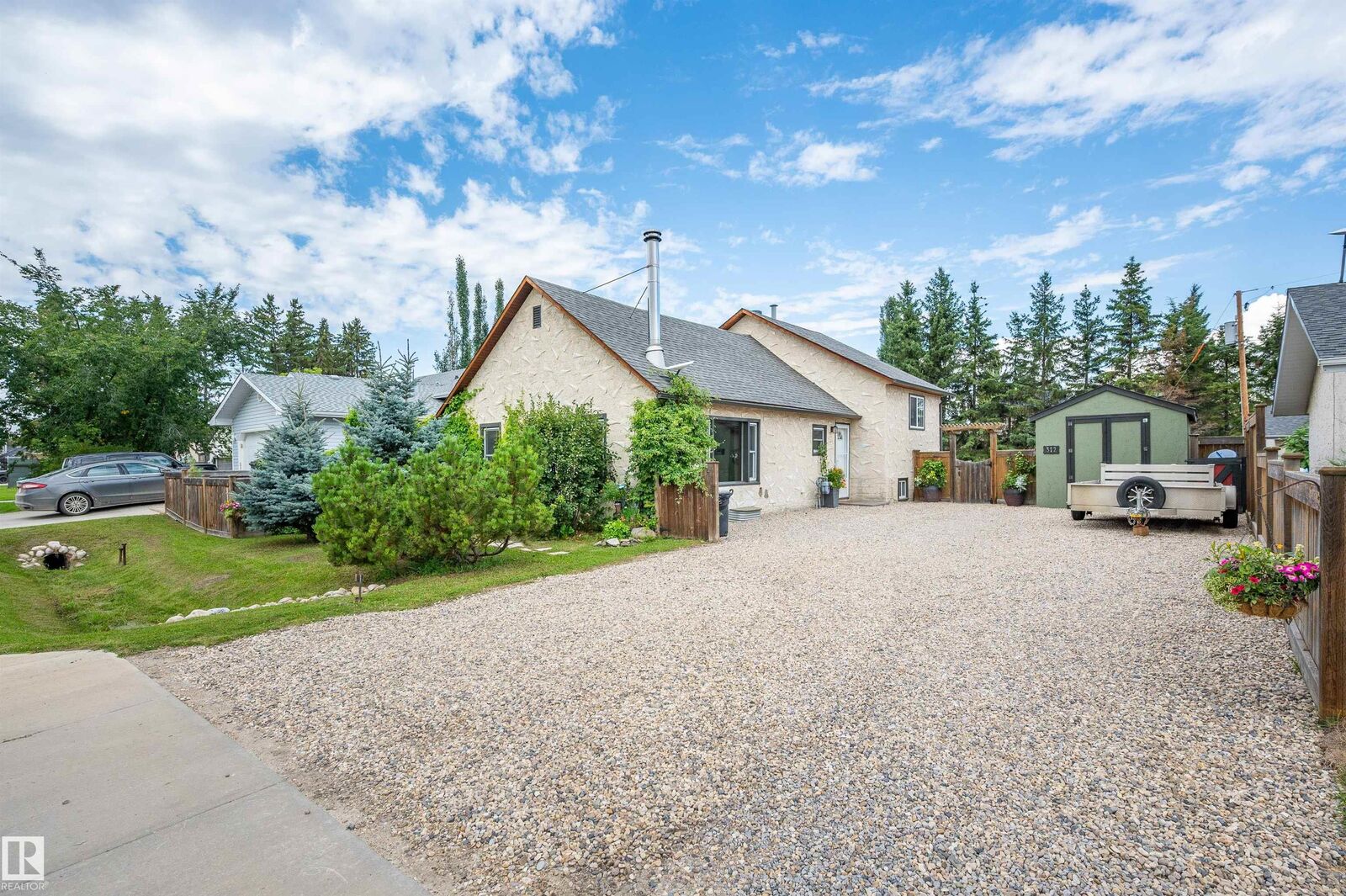 Property Photo: 25100 Twp Road 554 312 AB T8R 1P4
