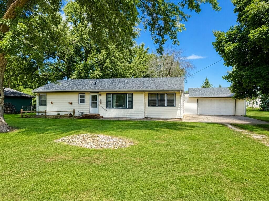 Property Photo: 20179 Sherri Lane IA 50501