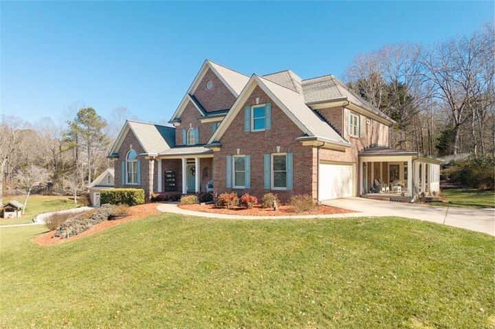 Property Photo: 8015 Hurakan Creek Crossing GA 30028