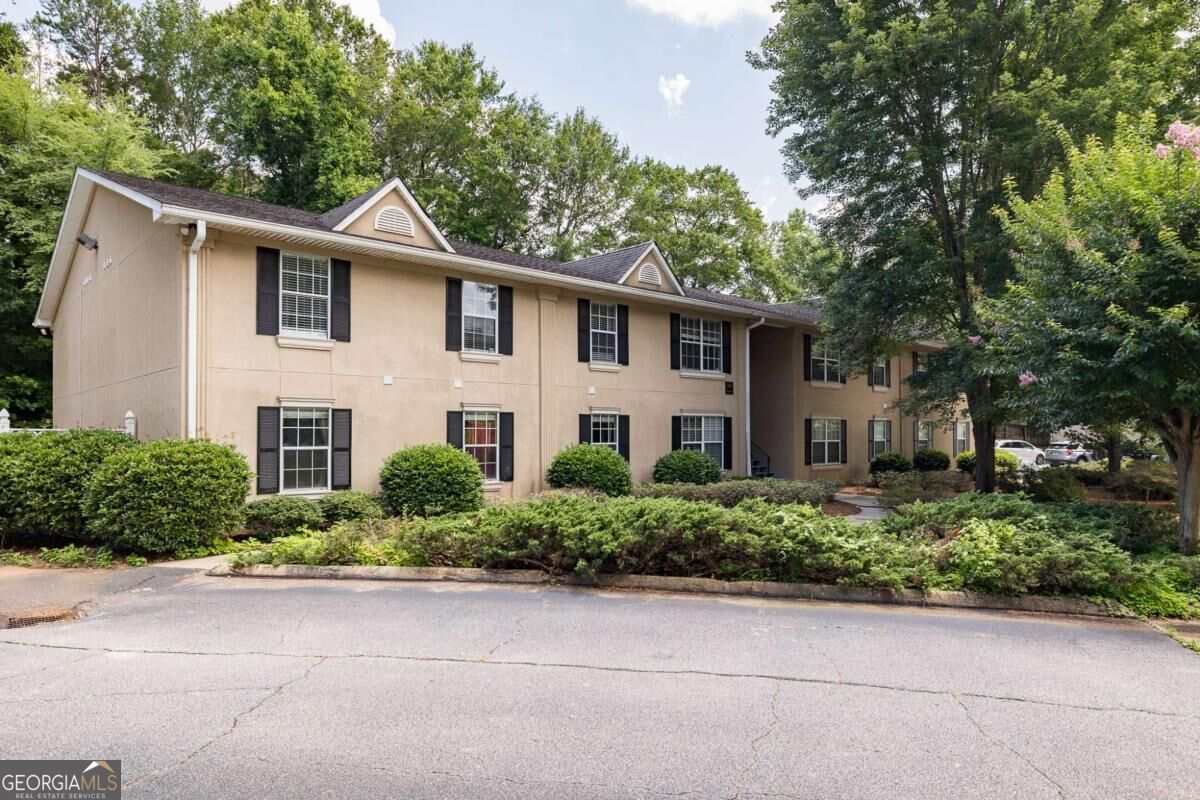 Property Photo:  100 Downing Way G  GA 30606 