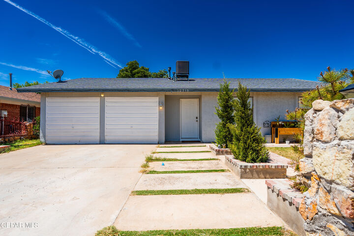 Property Photo: 10713 Onyxstone Street TX 79924