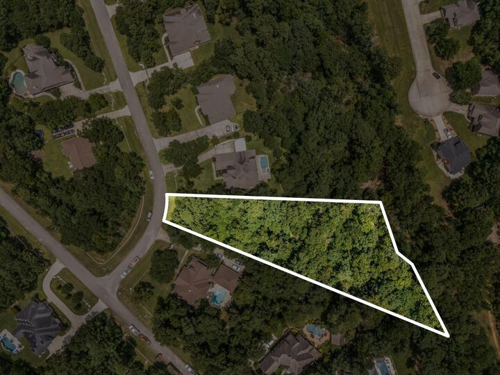 Property Photo:  1902 Boulder Ridge Drive  TX 77304 