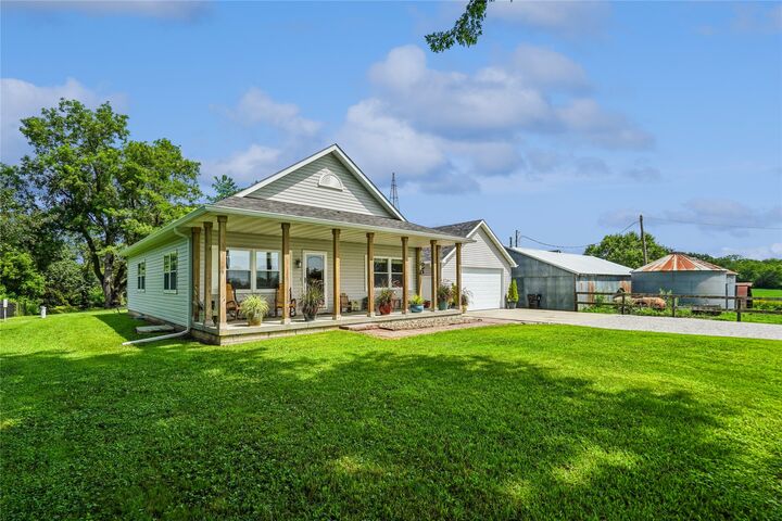 Property Photo:  55327 282nd Street  IA 50010 