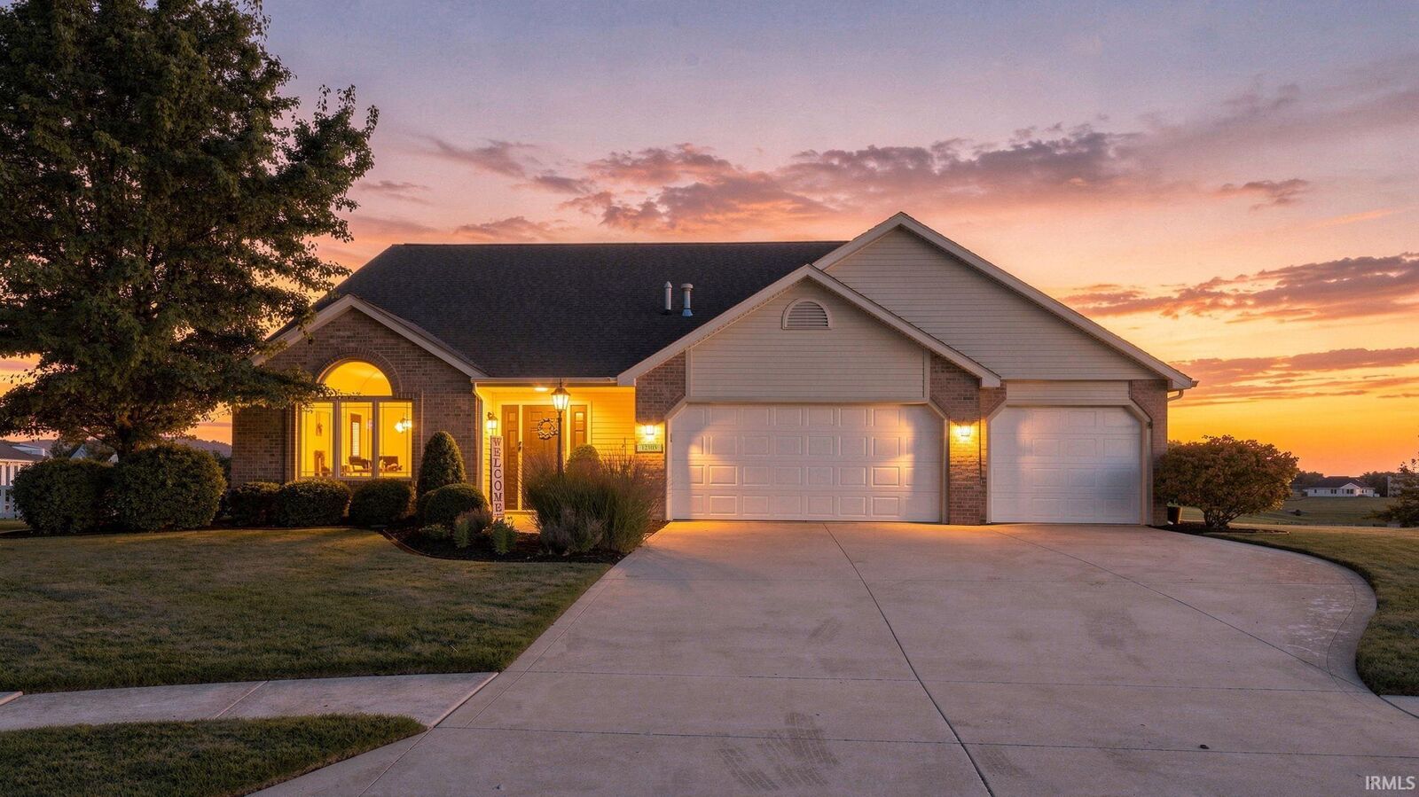 Property Photo: 12303 Cliff View Court IN 46818-8540