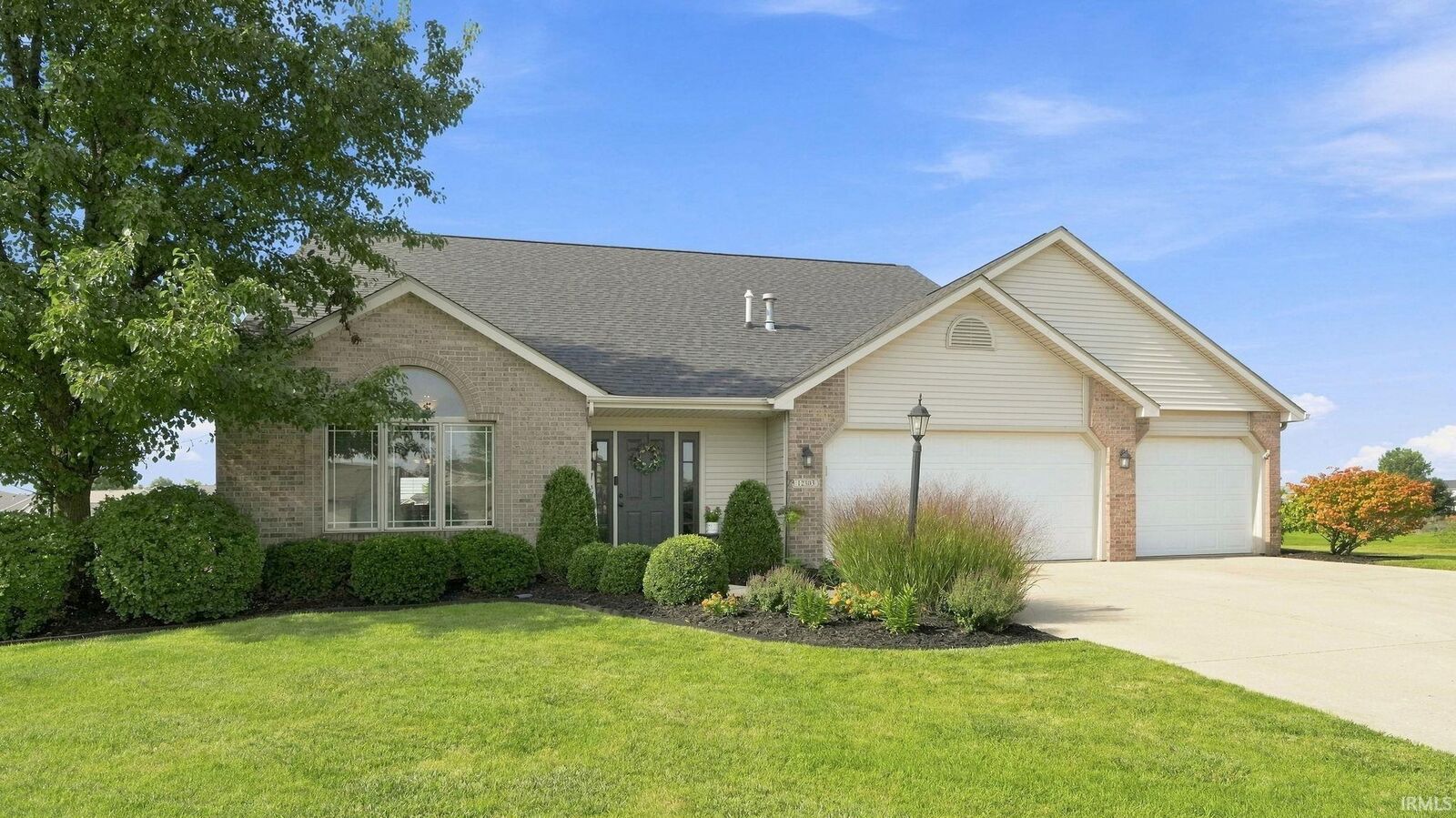 Property Photo:  12303 Cliff View Court  IN 46818-8540 