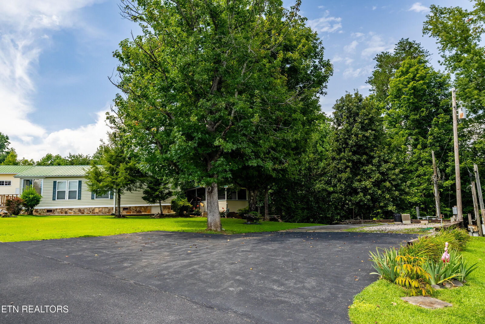 Property Photo:  449 Mountain Thrush Drive  TN 37882 