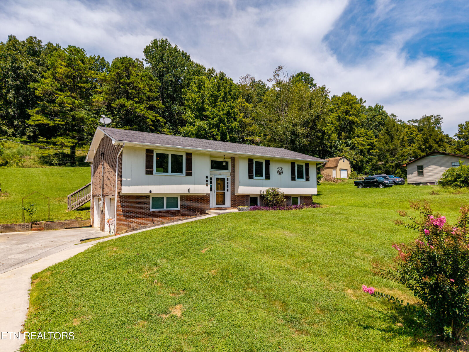 Property Photo:  710 Beard Valley Rd  TN 37807 