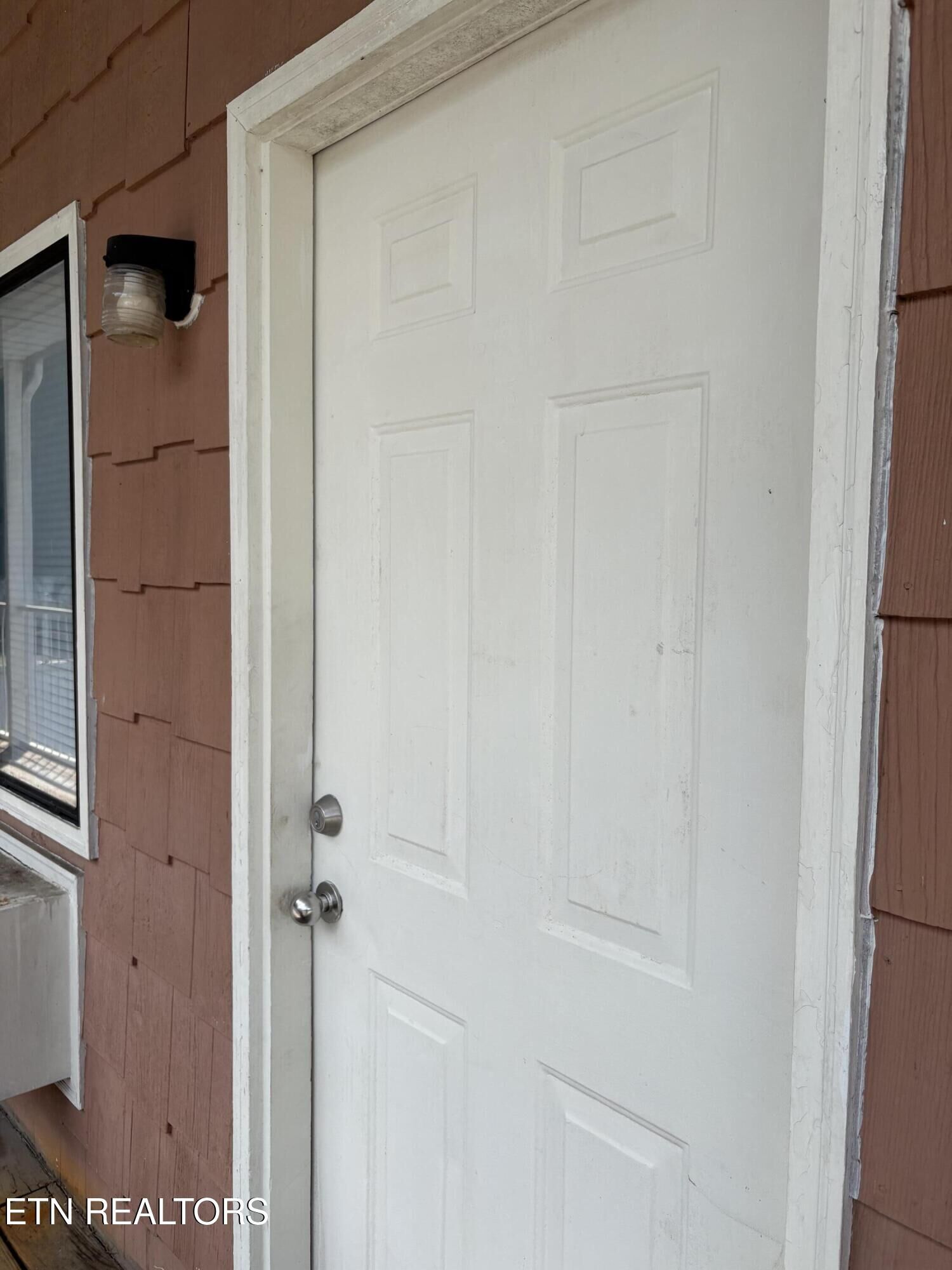 Property Photo: 215 E Race St 4 TN 37763