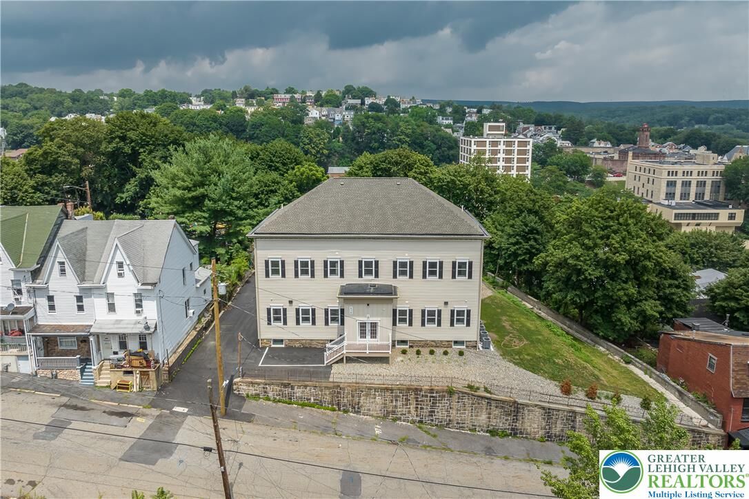 Property Photo:  418 Race Street 7  PA 17901 