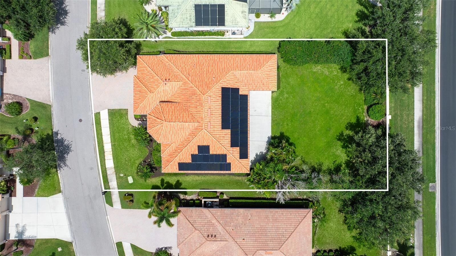 Property Photo: 2729 Harvest Drive FL 34240