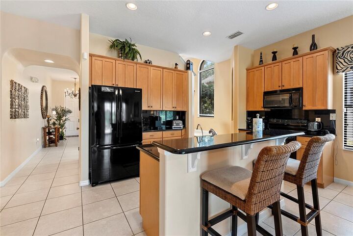 Property Photo:  358 Lake Davenport Circle  FL 33837 