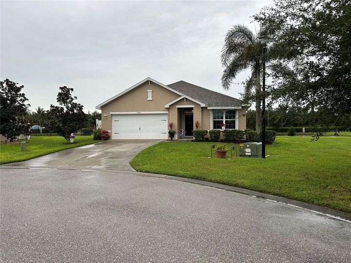 Property Photo: 25033 Lalique Place FL 33950