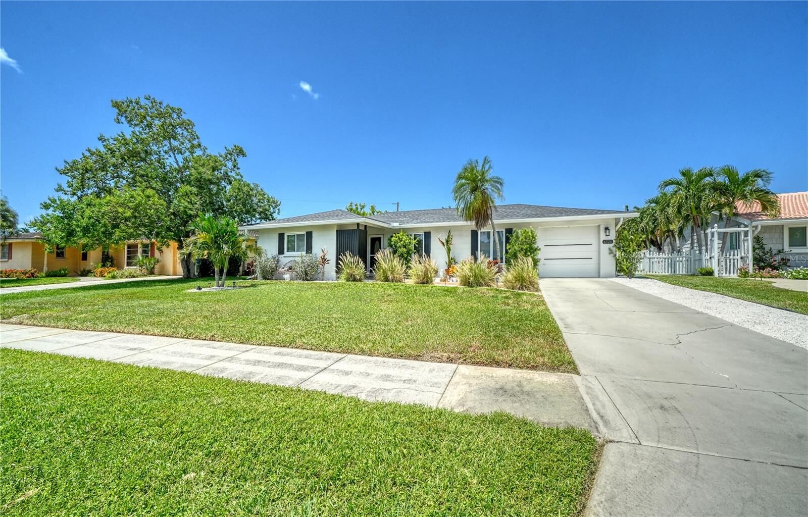 Property Photo: