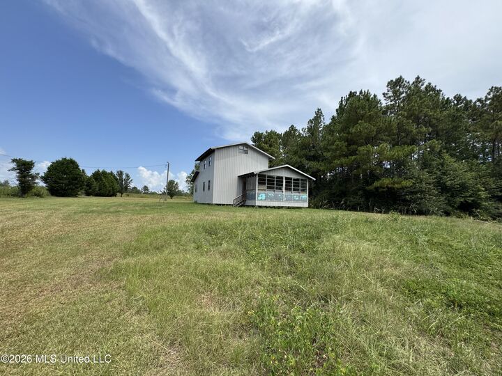 Property Photo:  375 Ms-13  MS 39577 
