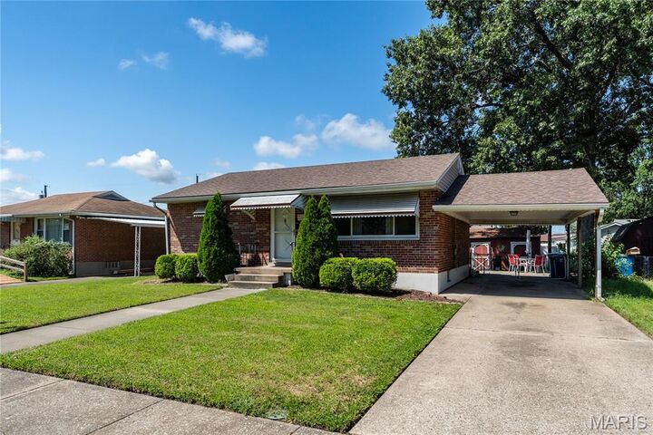 Property Photo:  3161 Carlson Avenue  IL 62040 