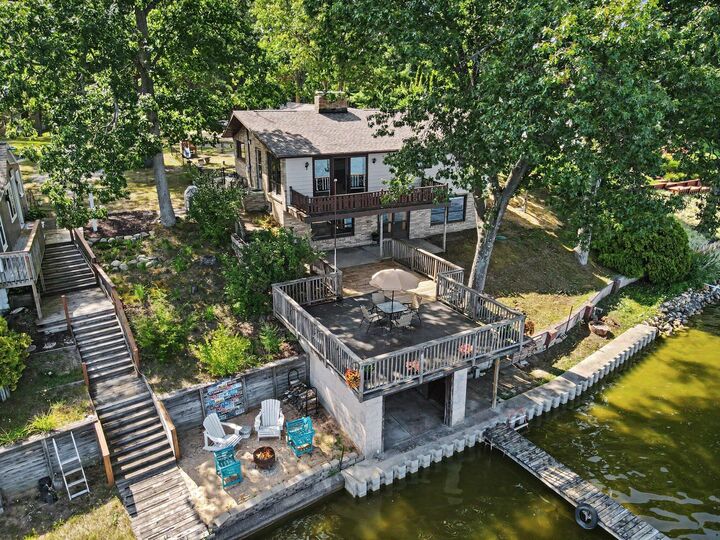 Property Photo:  8540 S Vista Drive  MI 49337 