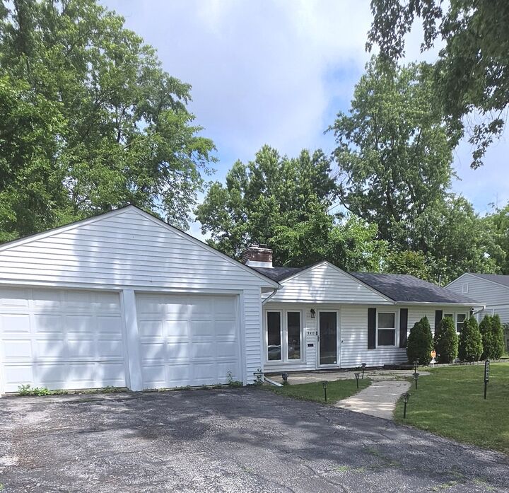 Property Photo: 340 Indianwood Boulevard IL 60466