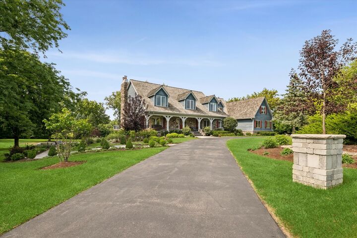 Property Photo: 145 Clover Hill Lane IL 60010