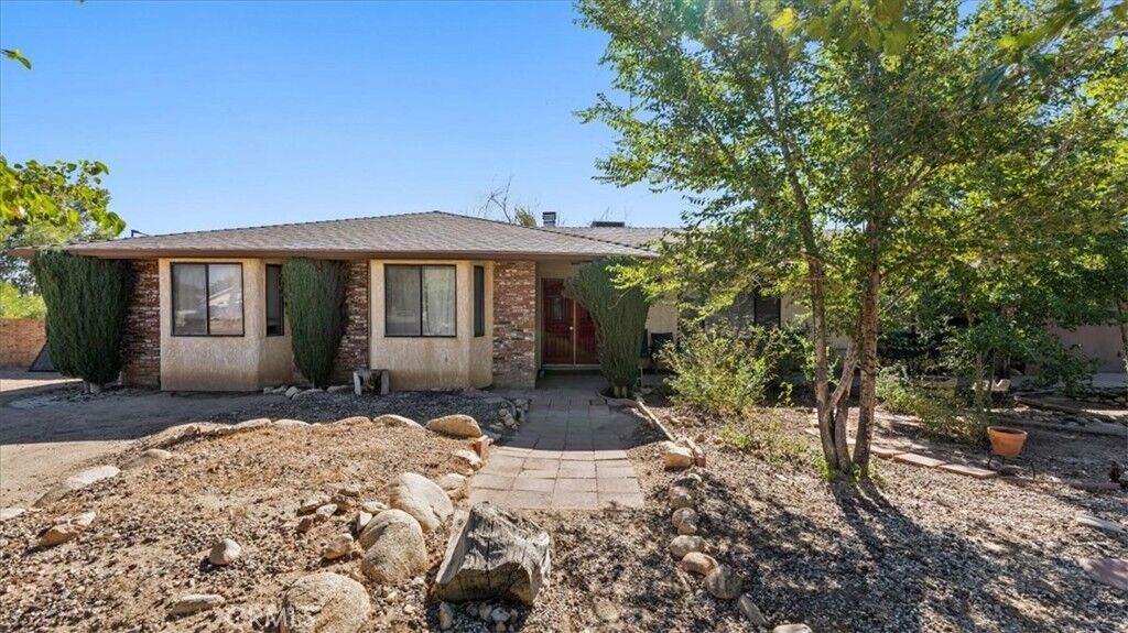 Property Photo: 10839 11th Avenue CA 92345
