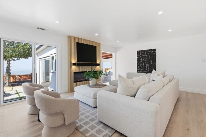 Property Photo:  141 Rishell Drive  CA 94619 