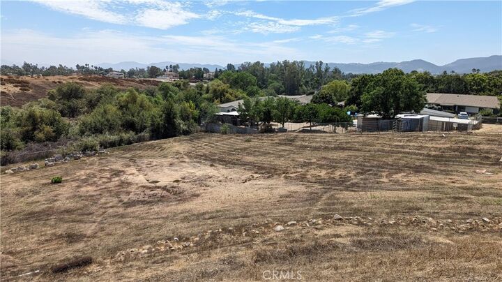 Property Photo:  7 Juniper Street  CA 92562 