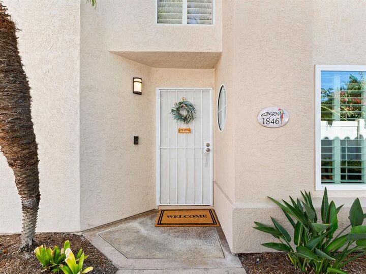 Property Photo:  1846 Bimini Way  CA 92081 