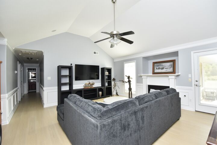 Property Photo: 114 Roxbury Dr TN 38305