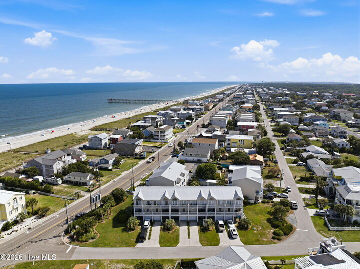 Property Photo:  209 N Avenue  NC 28449 