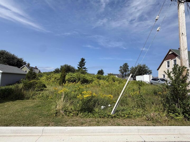 Property Photo:  48 Pleasant Street  NS B1G 1S6 