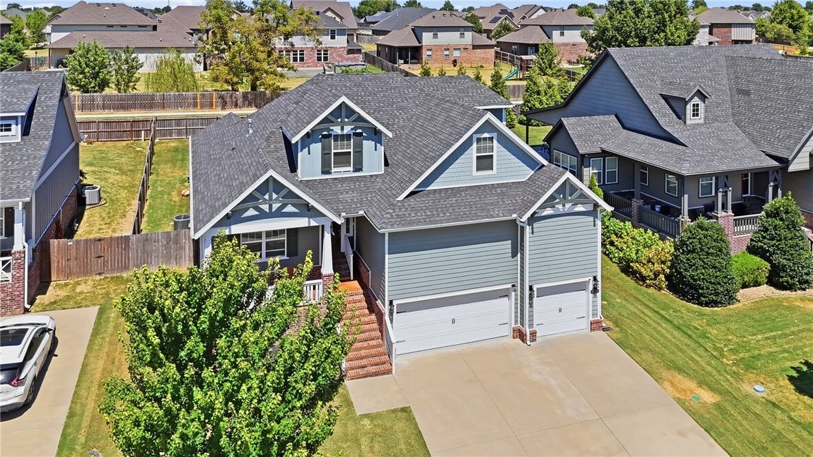 Property Photo: 1006 Charing Cross AR 72718
