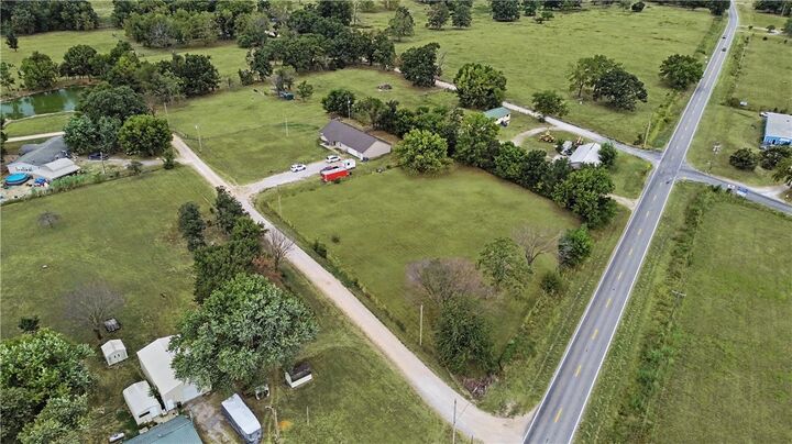 Property Photo:  13095 Earl Road  AR 72736 