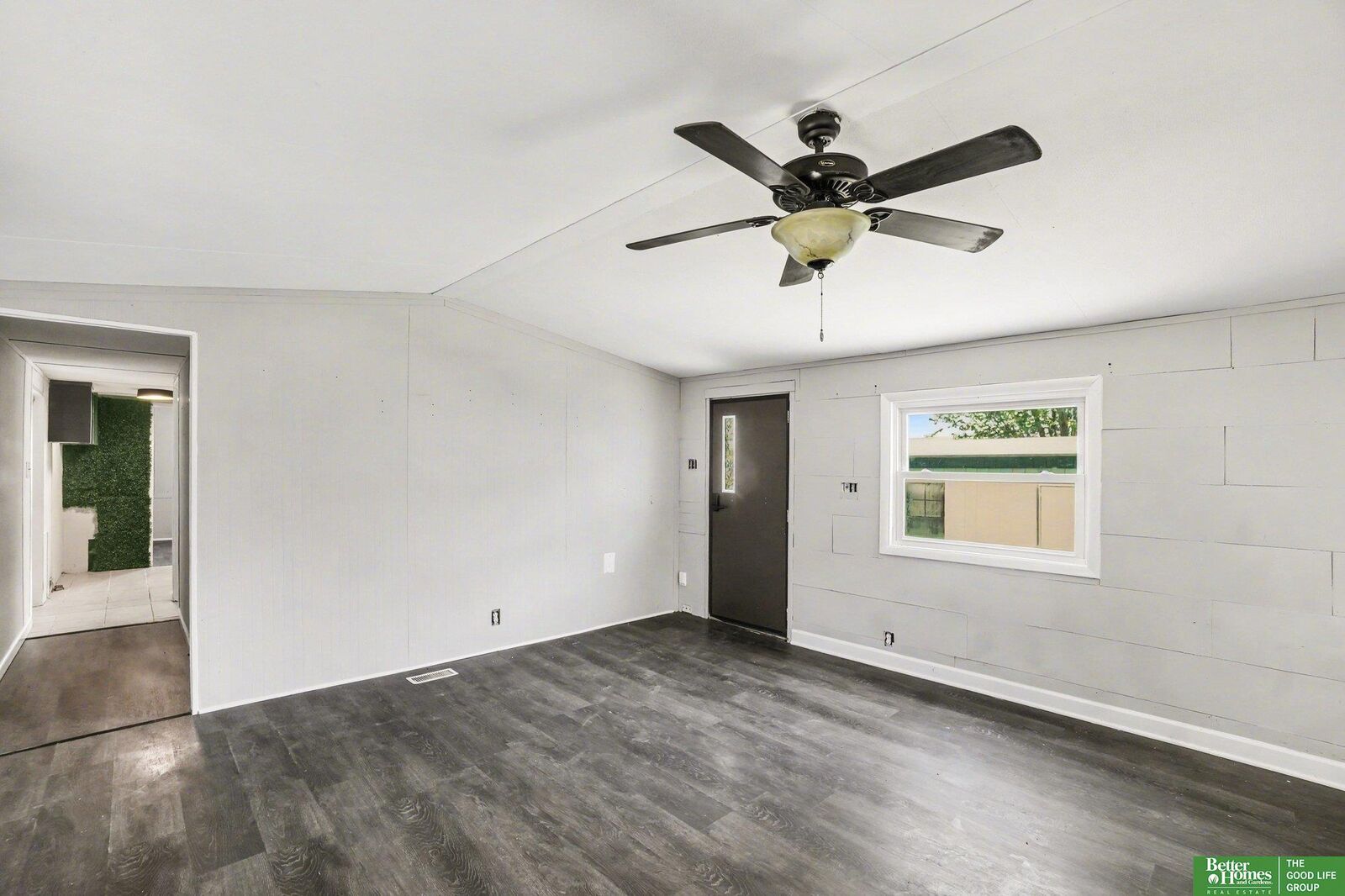 Property Photo: 15025 E Plaza 192 NE 68137