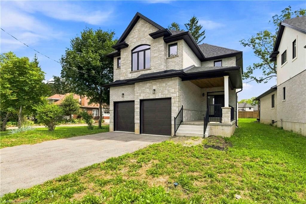 Property Photo: 232 Mount Pleasant Street ON N3T 1V1