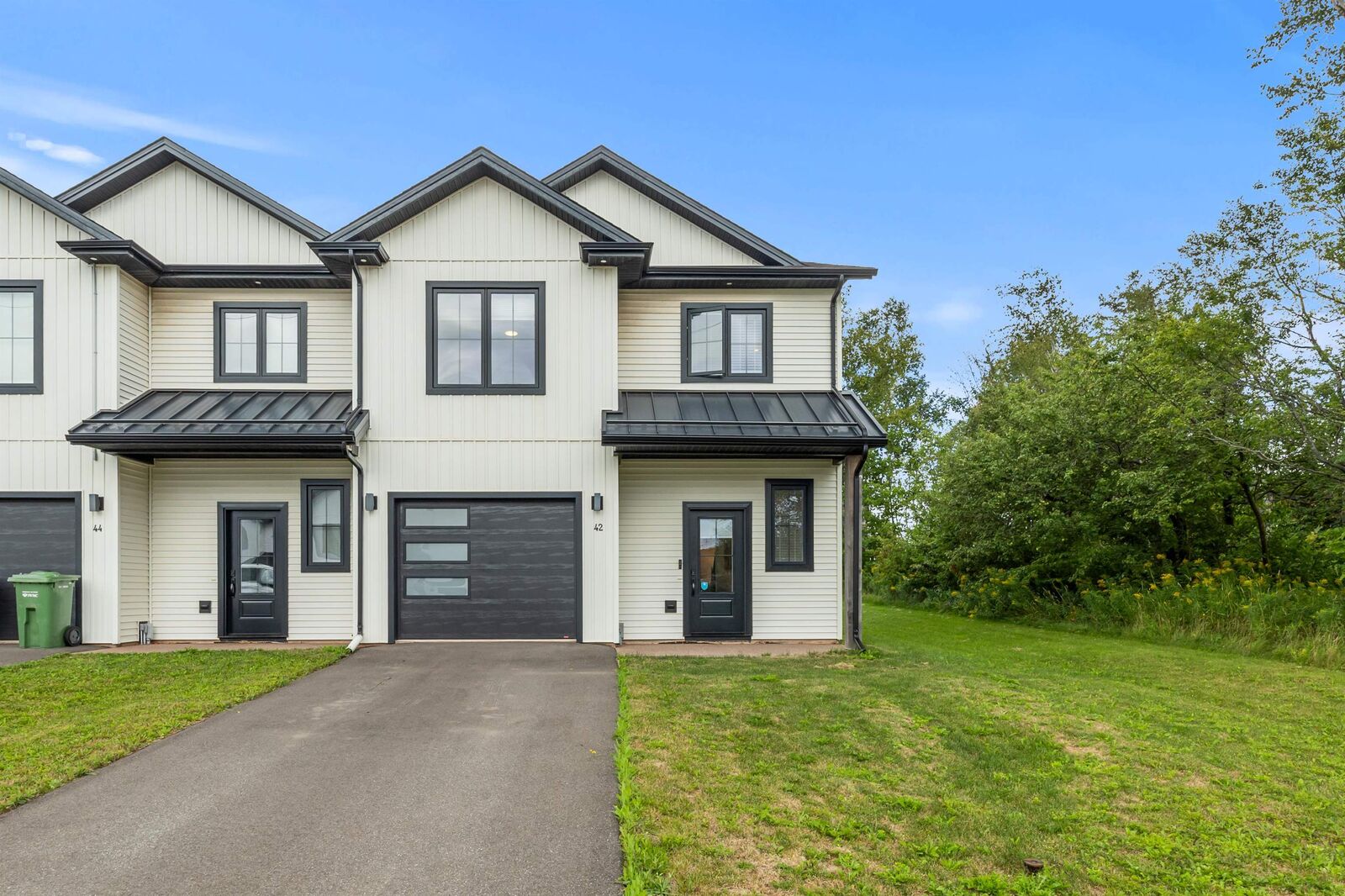Property Photo:  42 Kelly Heights  PE C1B 4M2 