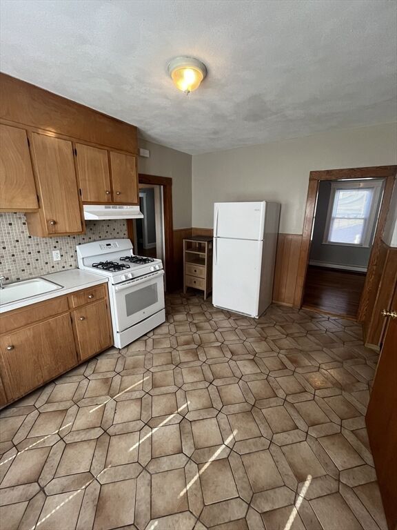 Property Photo: 65 Newton St 1 MA 02149