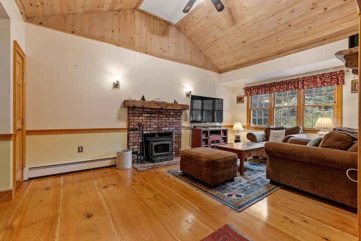 Property Photo:  17 June Street  MA 01463 