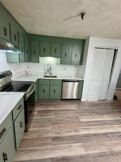 Property Photo: 42 Sawanson Ct A22 MA 01719